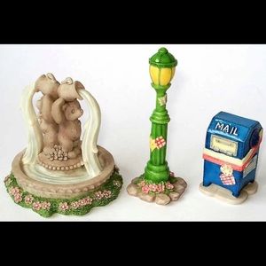 Vtg 1998 Cherished Teddies Mailbox Lamppost Water Fountain CT983